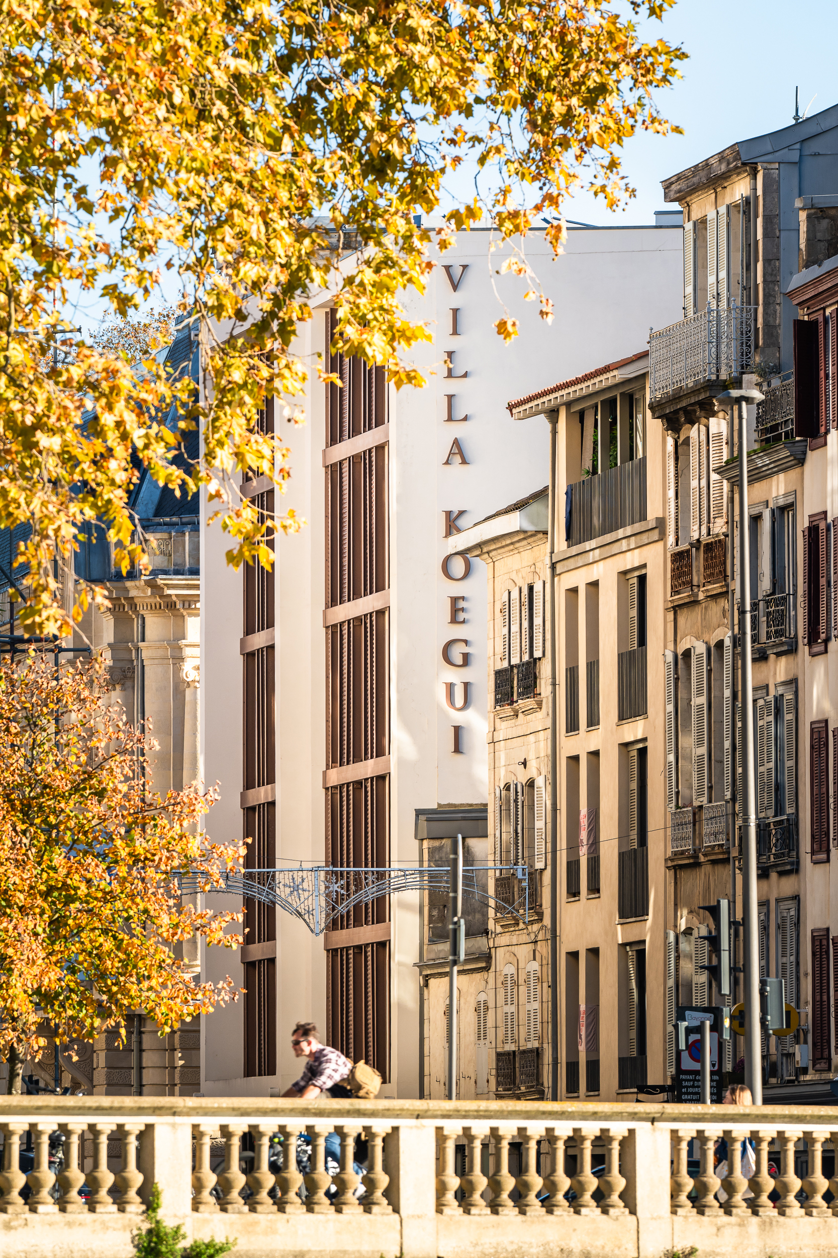vue depuis Bayonne de notre hÃ´tel avec parking